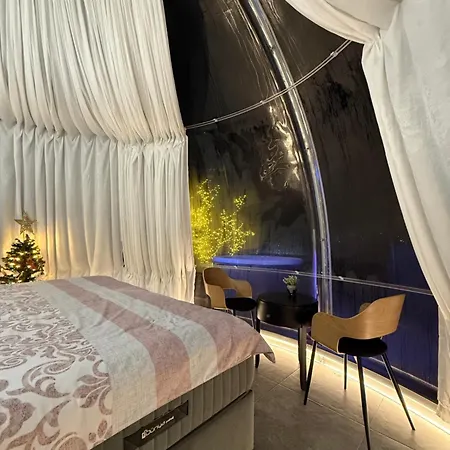 ラグジュアリーテント Cupola Glamping Dome