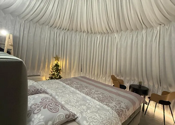 Cupola Glamping Dome